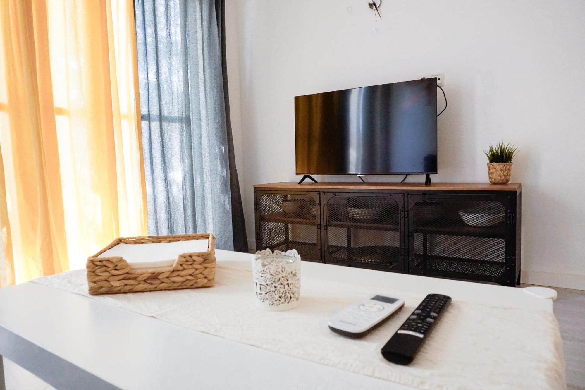 Martina I Apartment Малага Екстериор снимка