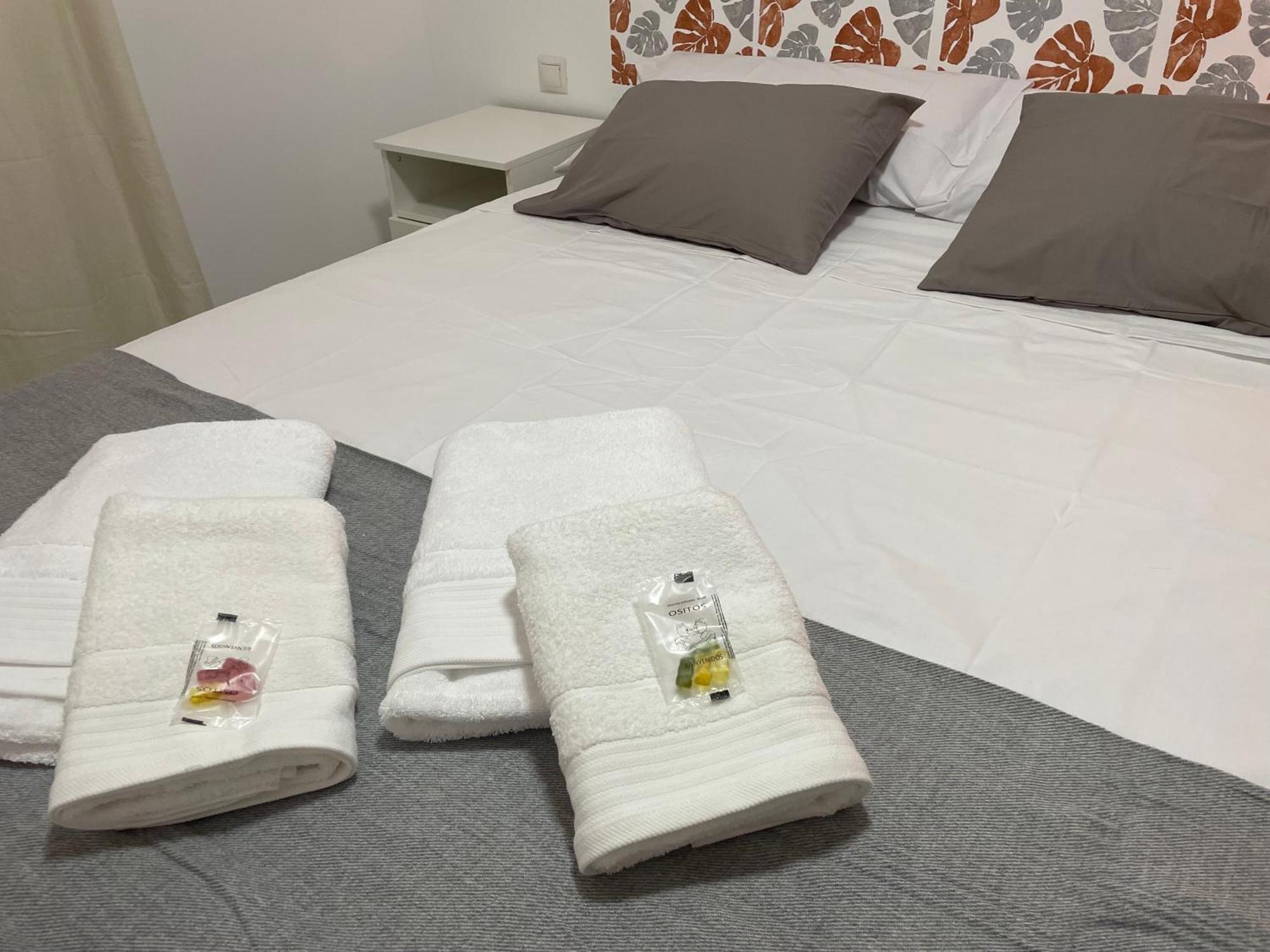 Martina I Apartment Малага Екстериор снимка