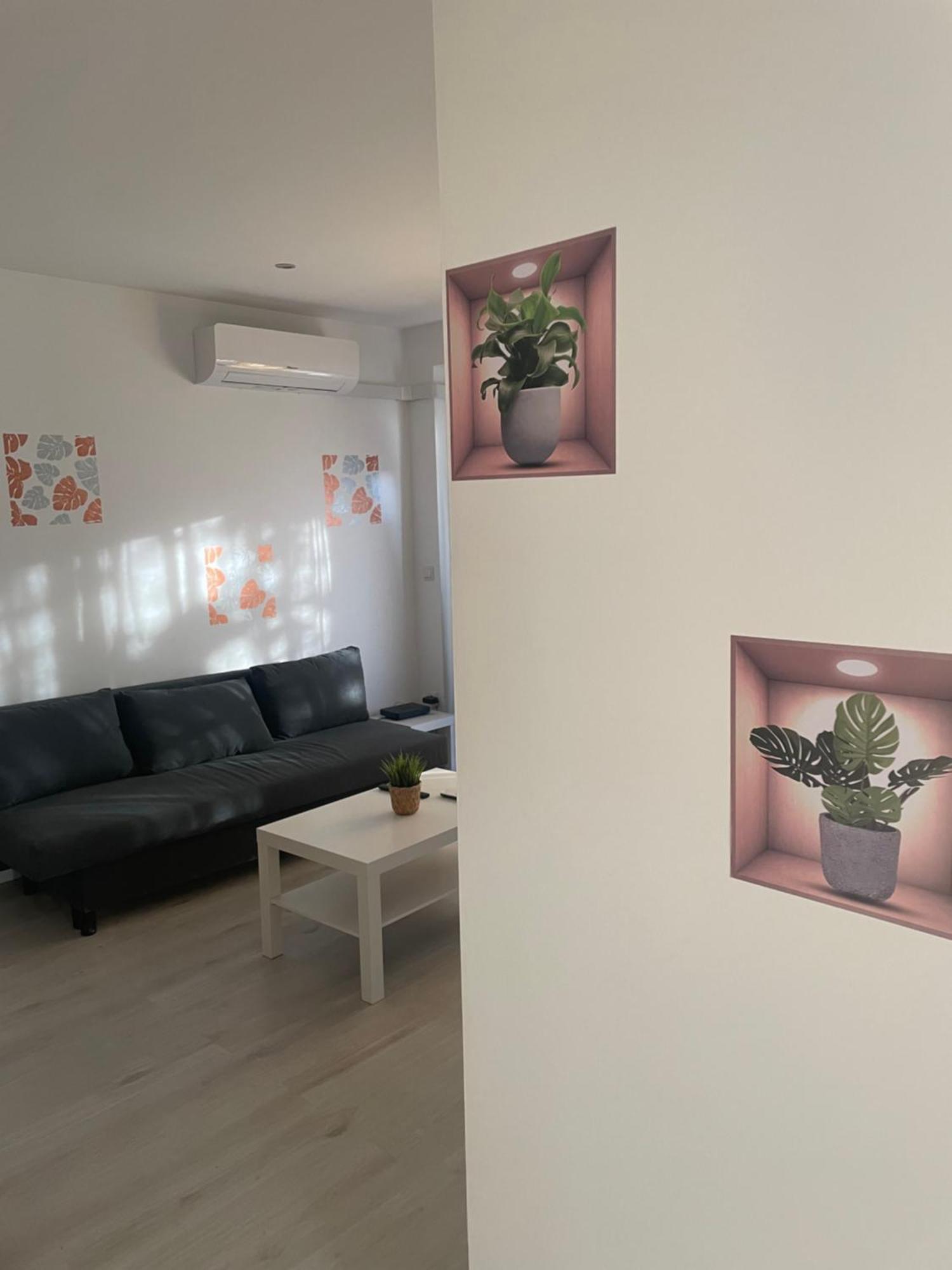 Martina I Apartment Малага Екстериор снимка