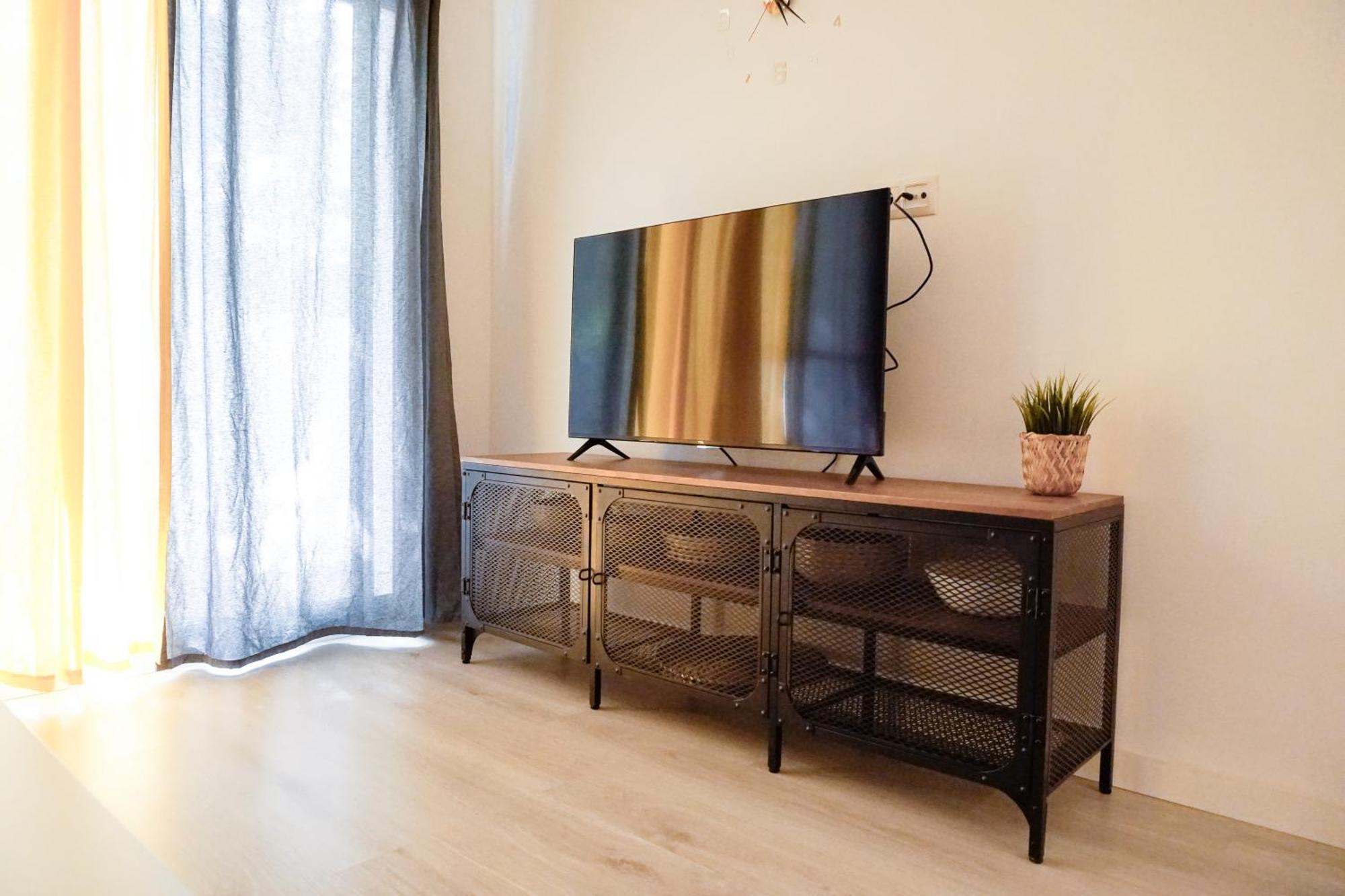 Martina I Apartment Малага Екстериор снимка