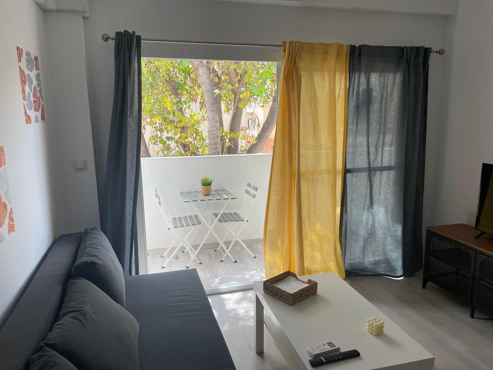 Martina I Apartment Малага Екстериор снимка