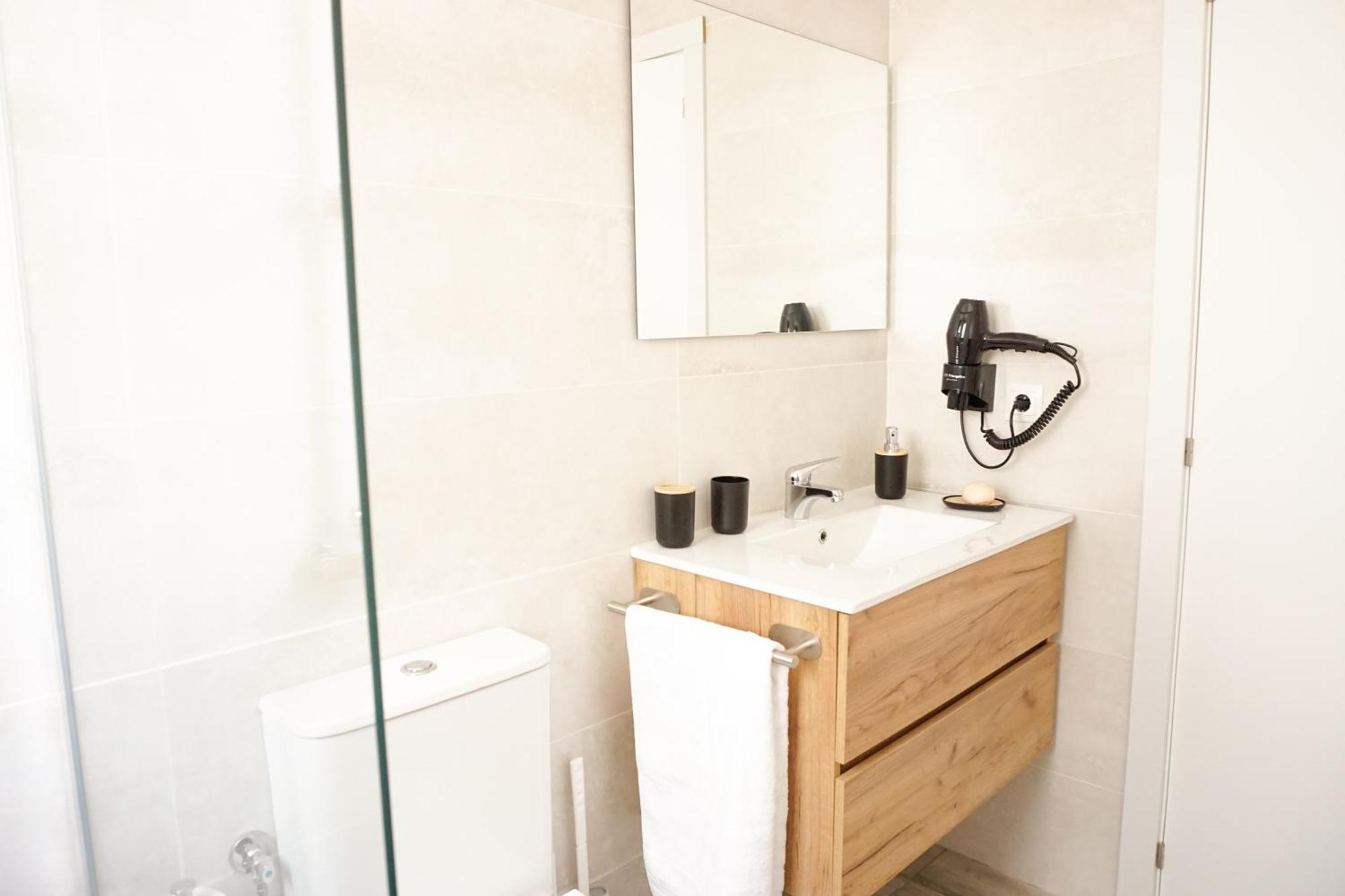 Martina I Apartment Малага Екстериор снимка