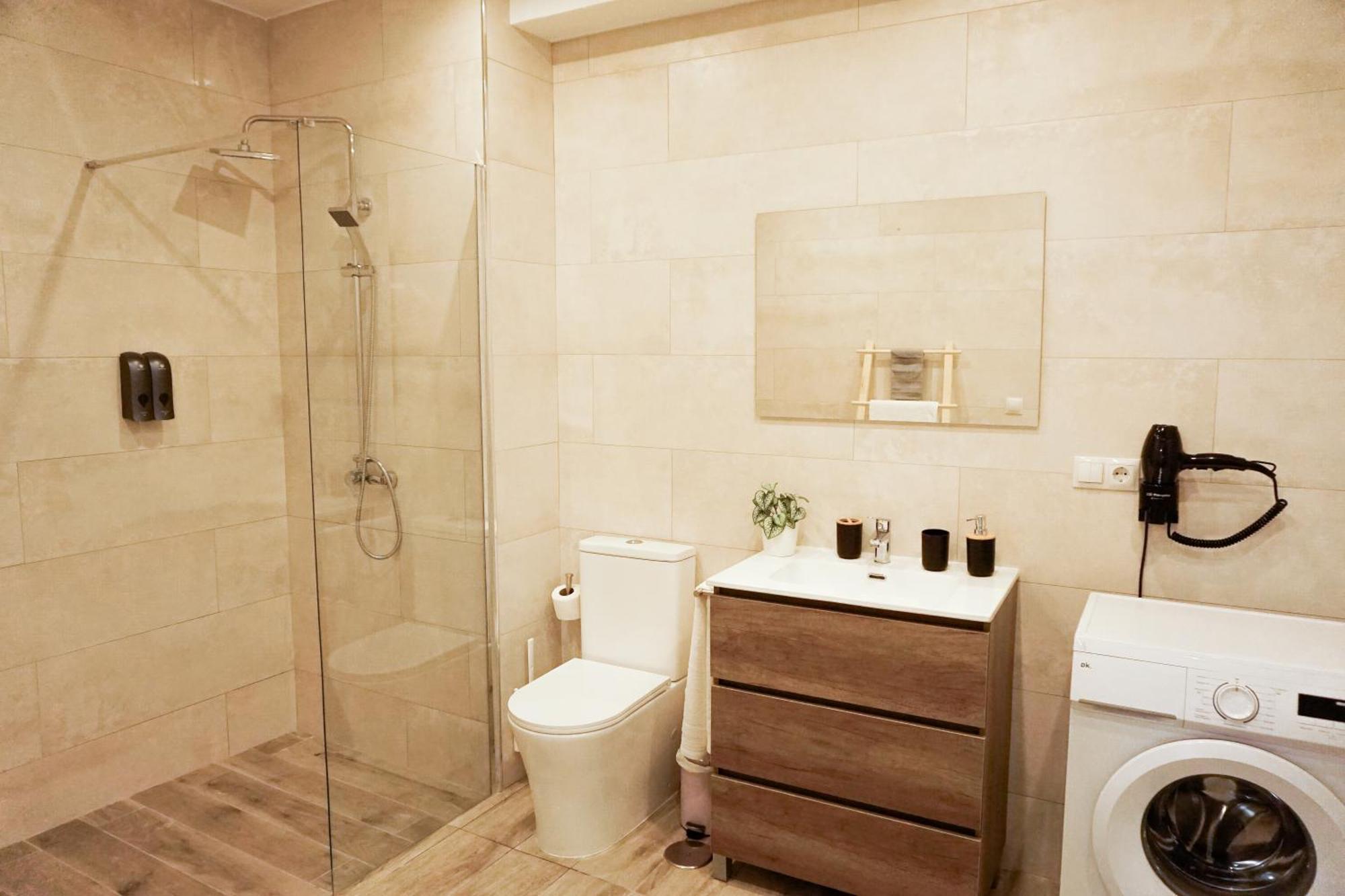 Martina I Apartment Малага Екстериор снимка