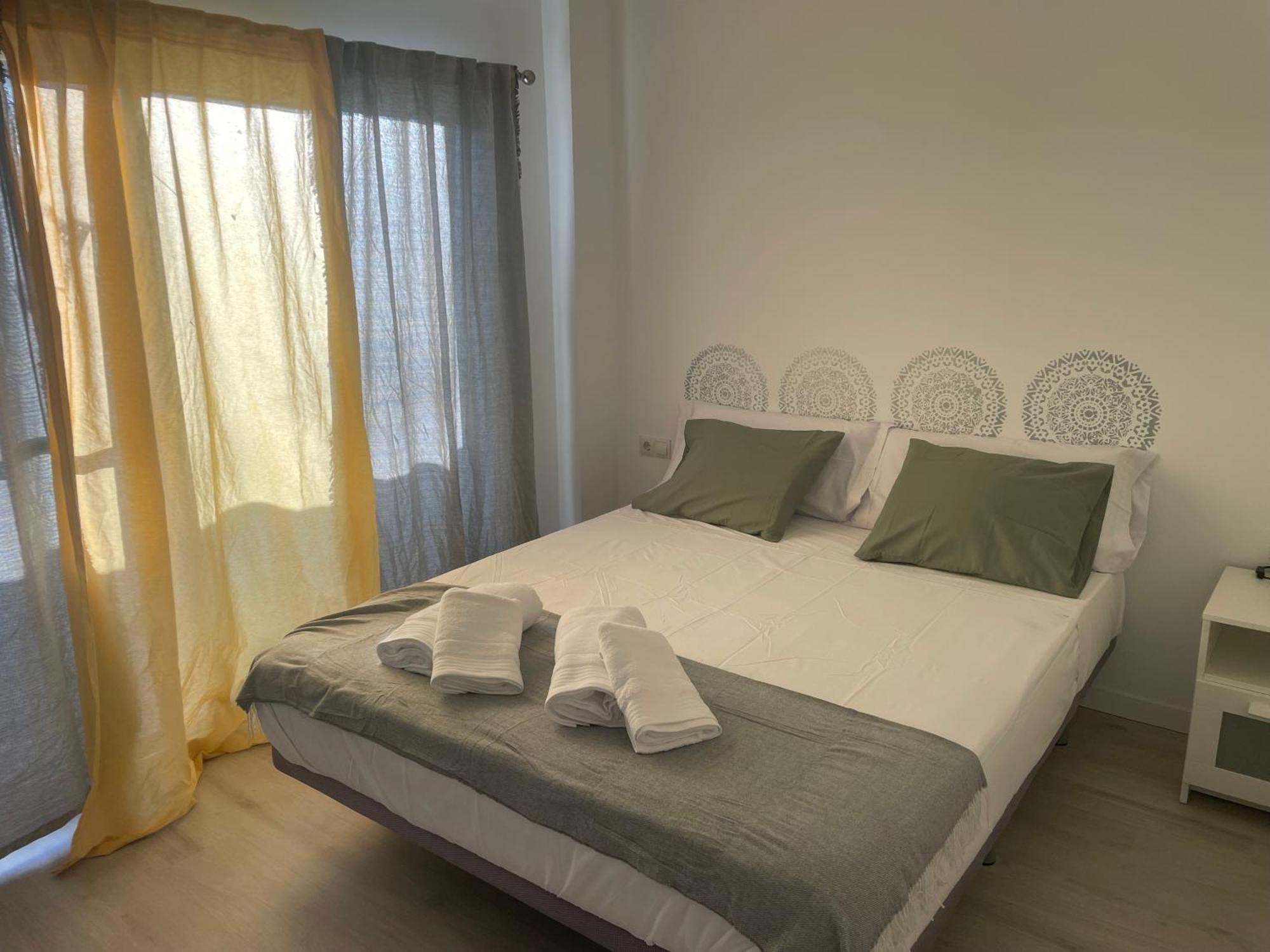 Martina I Apartment Малага Екстериор снимка