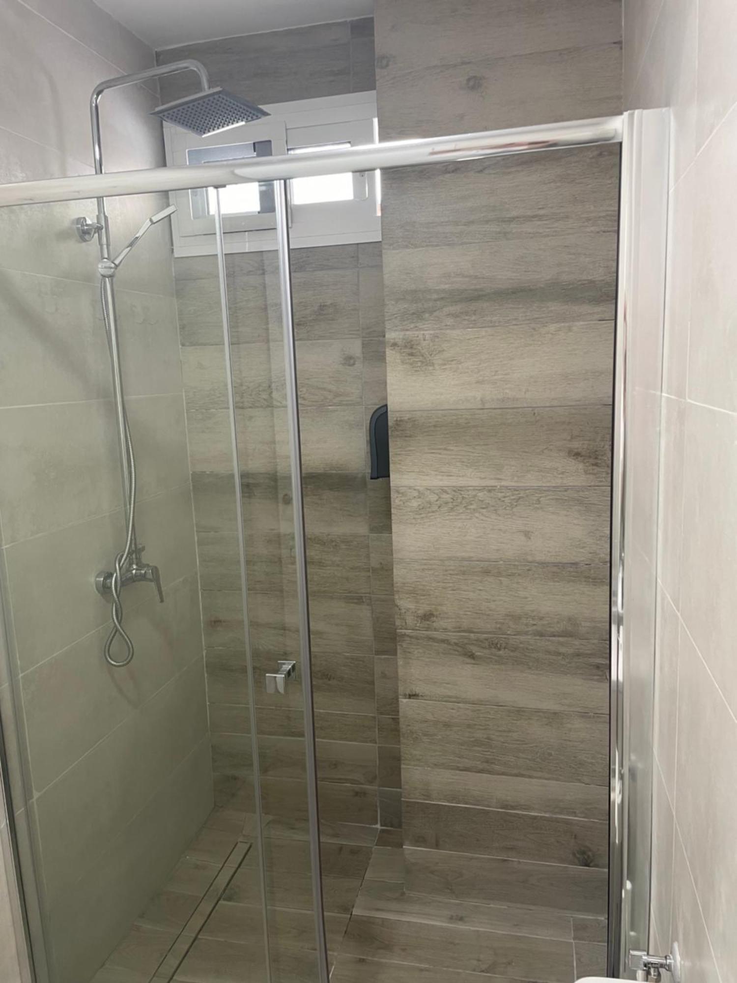 Martina I Apartment Малага Екстериор снимка